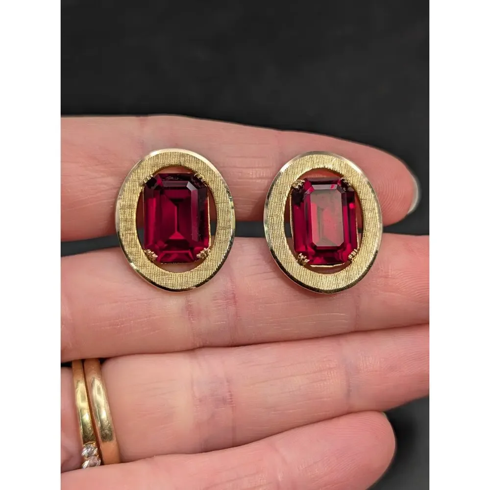 Vintage Swank Signed Gold Tone Red CrystaCufflinks Pentagon Hallmark